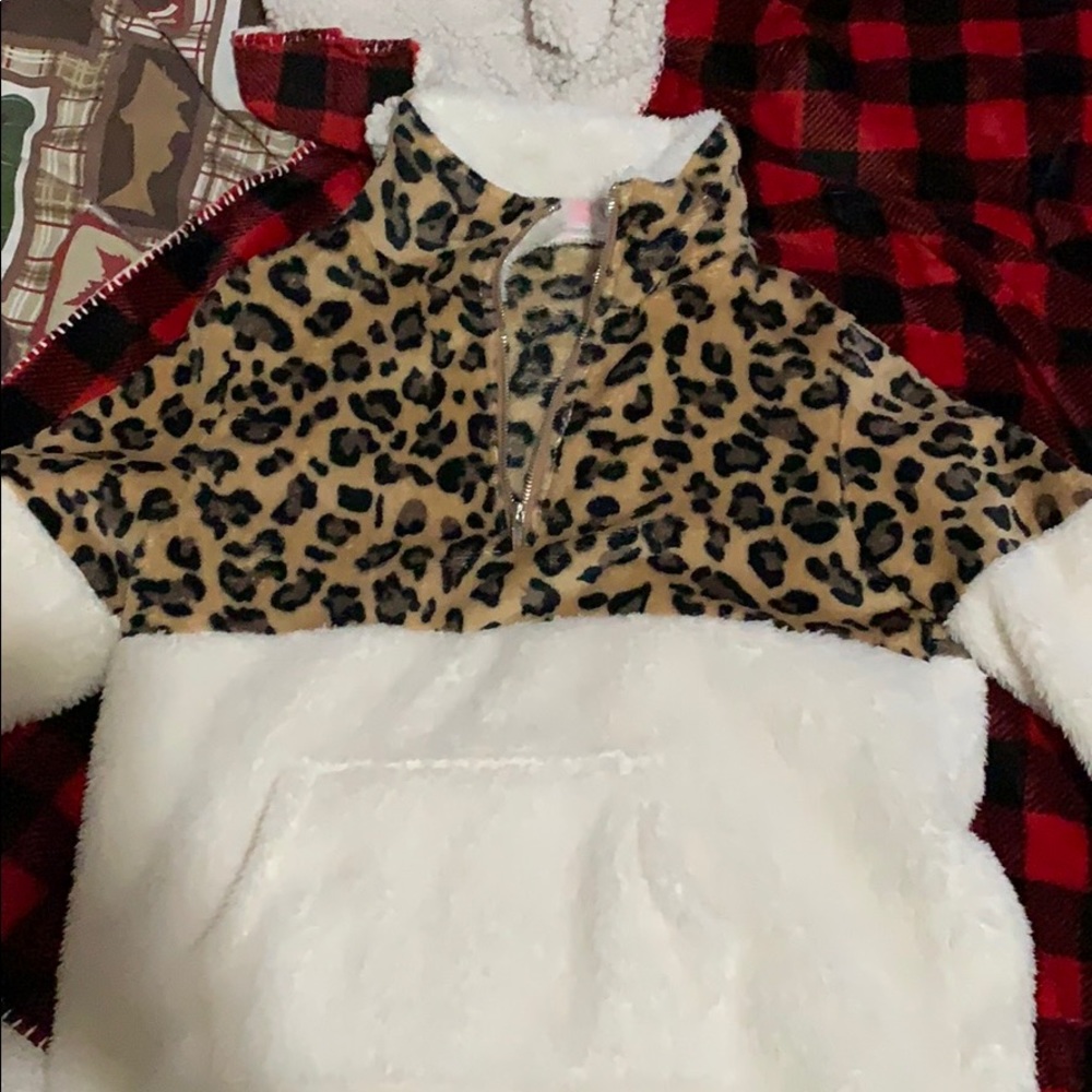Leopard half zip